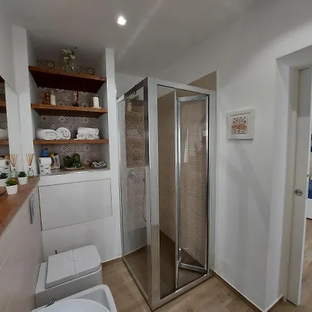 Casa Dei Normanni: Costanza Apartment