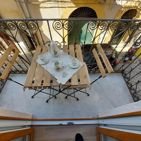 Casa Dei Normanni: Costanza Apartment